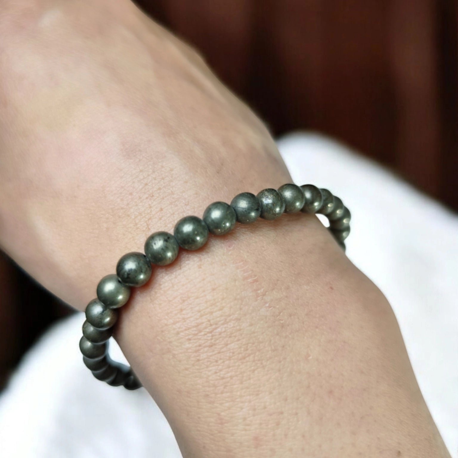 1737591852076 pulsera de pirita