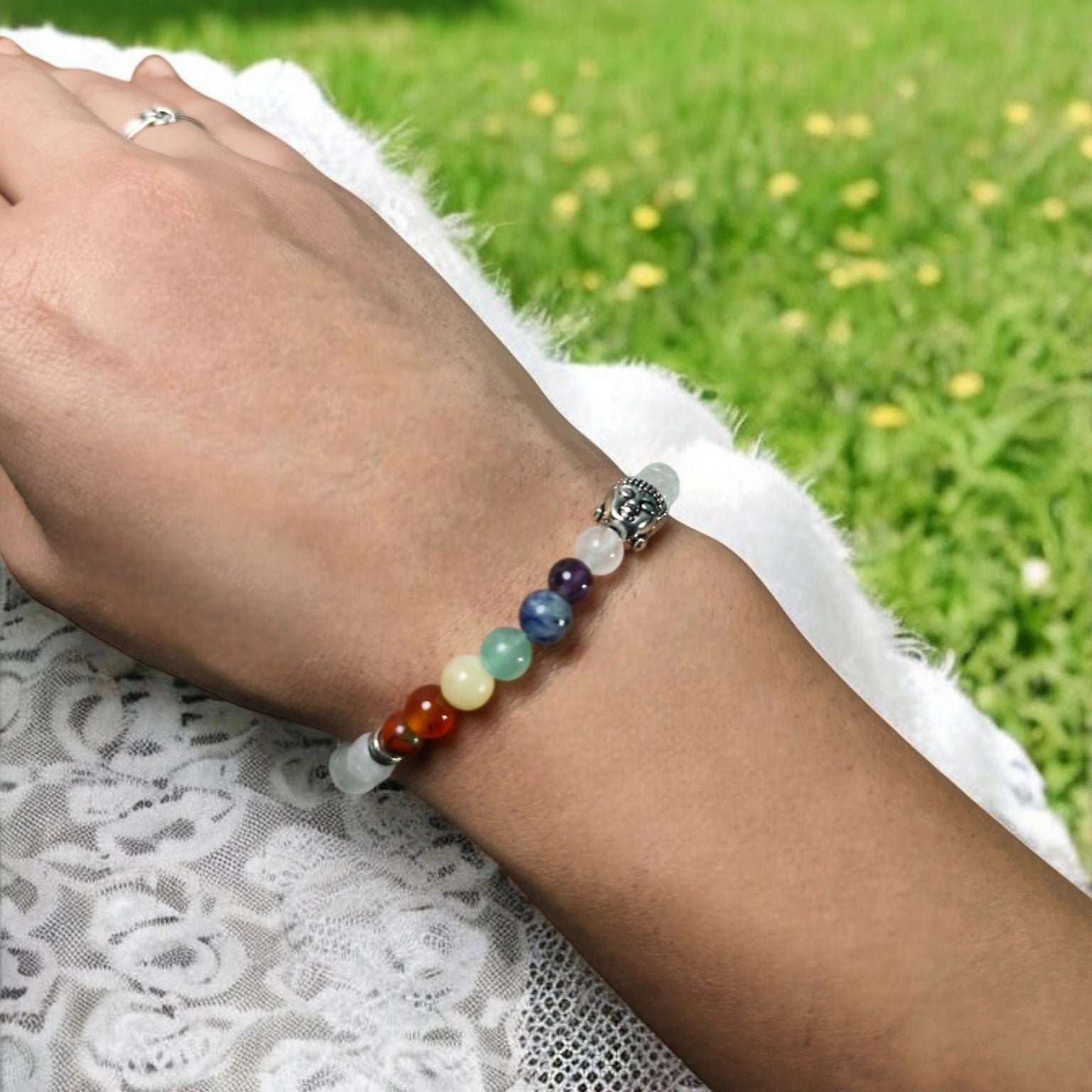 1737626139119 pulsera de piedras chakras