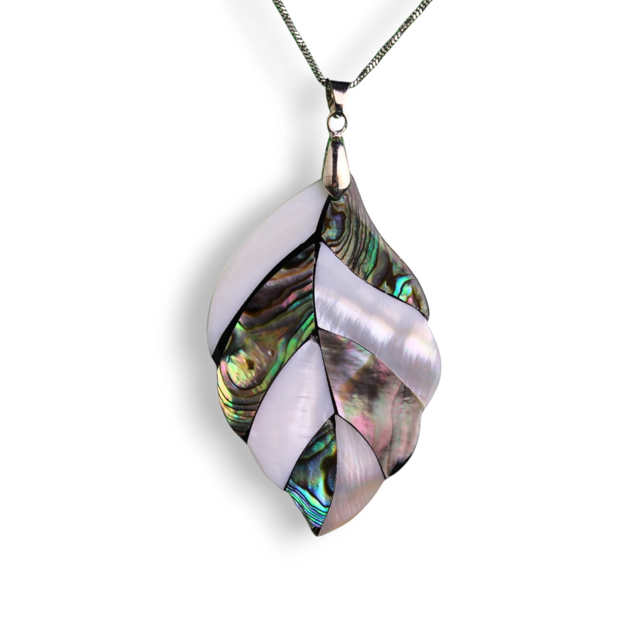 collar forma de hoja