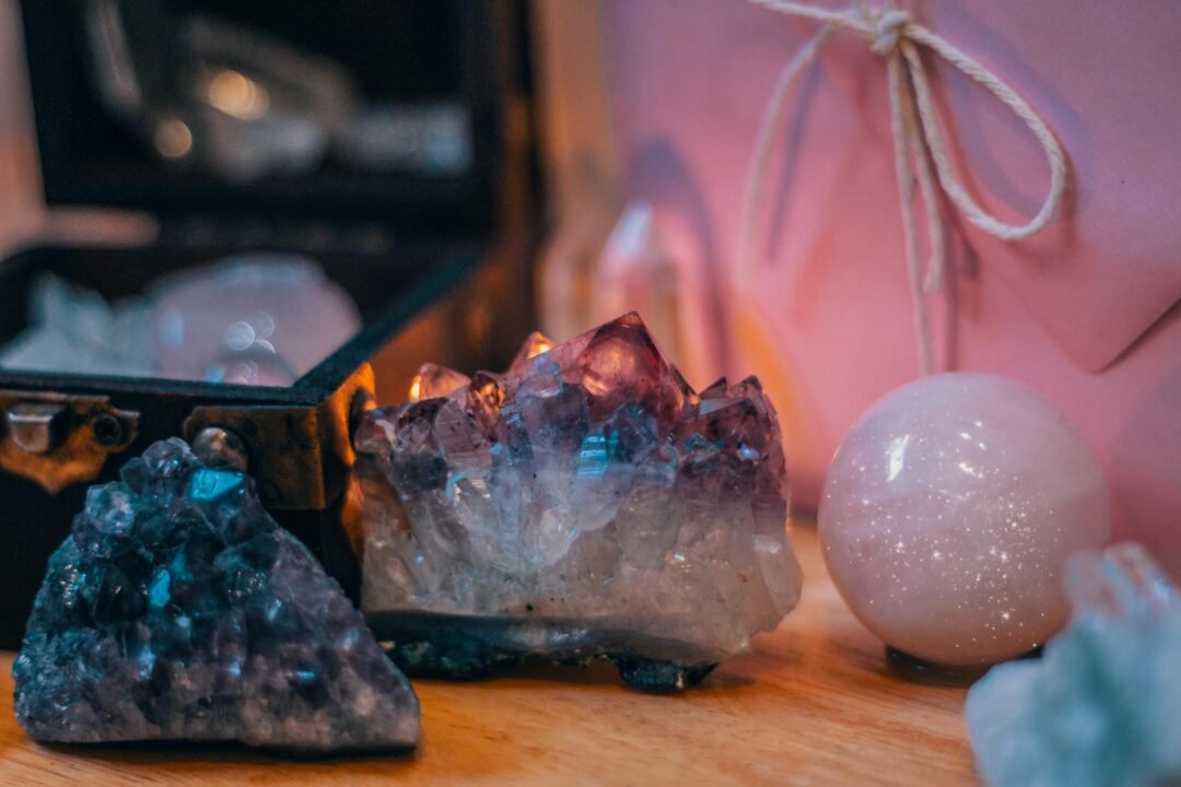 Cuarzo rosa propiedades: la piedra del amor que transforma tu energía y emociones 5 cuarzo rosa para que sirve