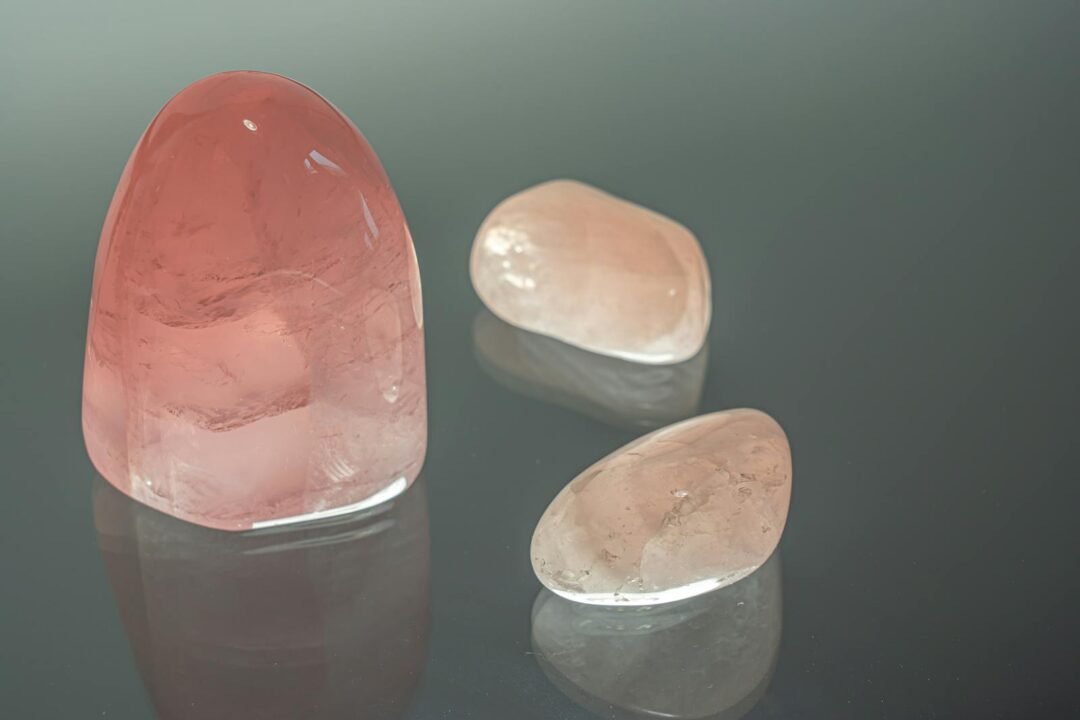 Cuarzo rosa propiedades: la piedra del amor que transforma tu energía y emociones 2 cuarzo rosa propiedades