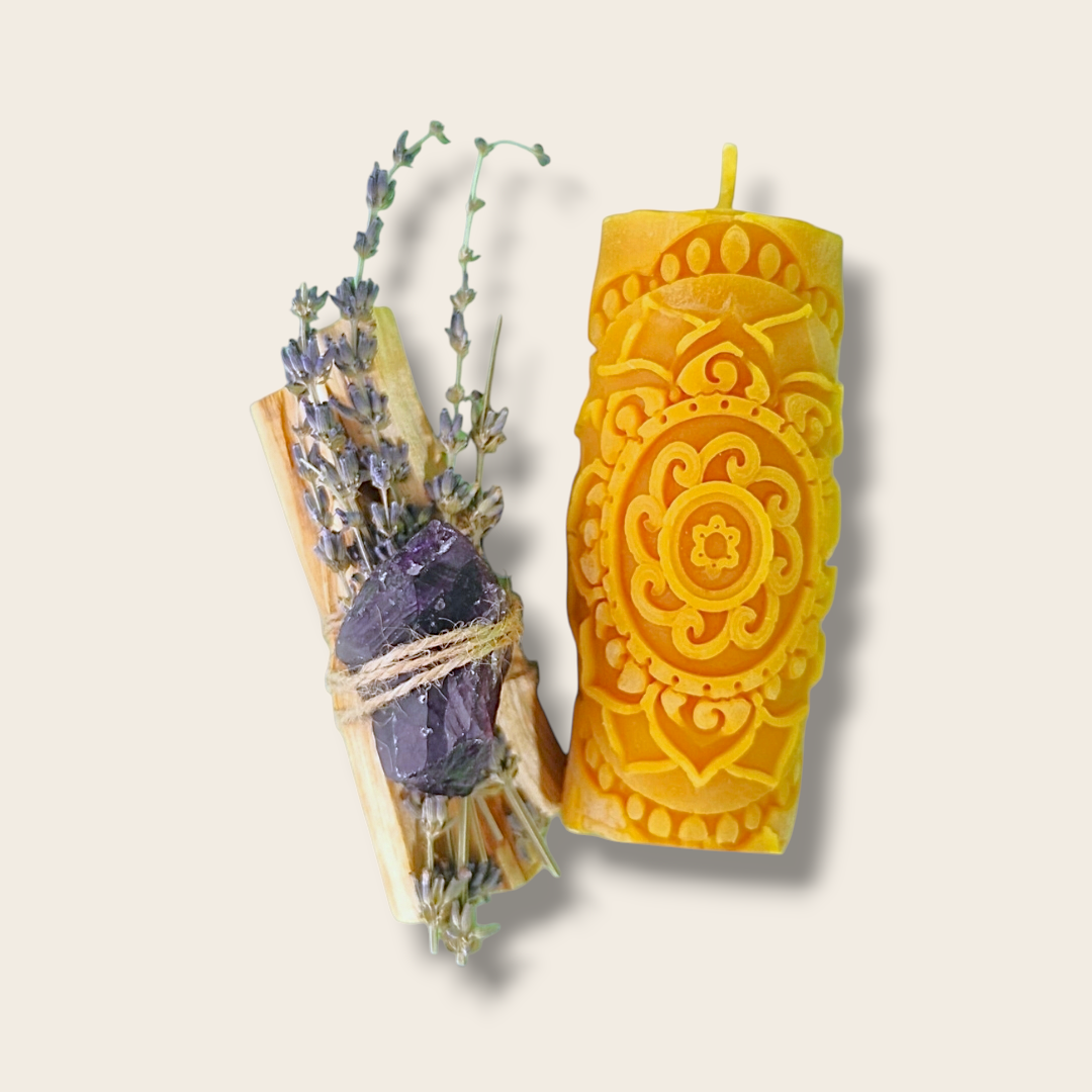 Vela de miel artesanal con palo santo y piedra natural