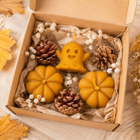 velas de halloween naturales hechas a mano, calabazas y fantasma